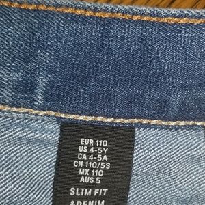 H & M Jeans